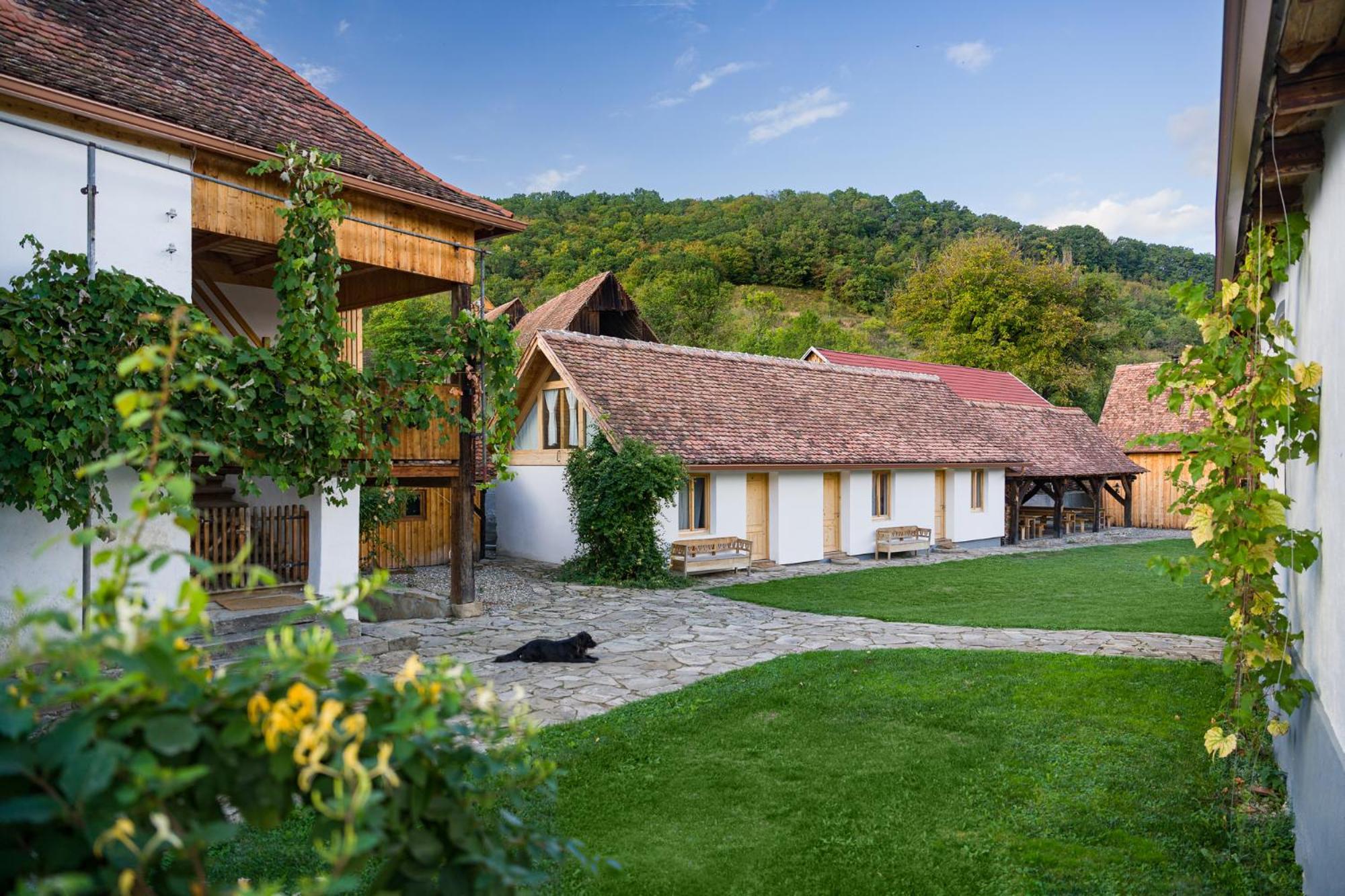 Mesendorf Gasthaus Exterior photo